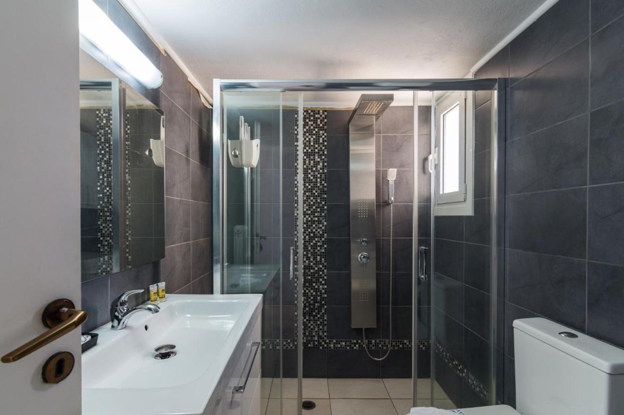 Spacious And Modern Flat For 4 아테네 외부 사진